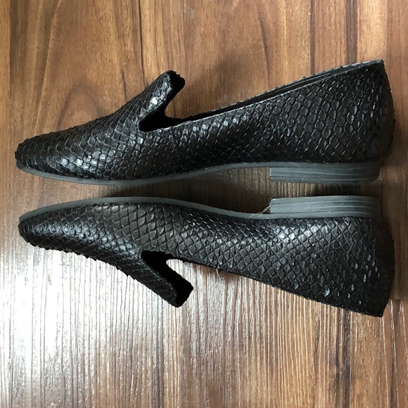 AREZZO Black Snakeskin Leather Almond Toe Loafer - Picture 6 of 15